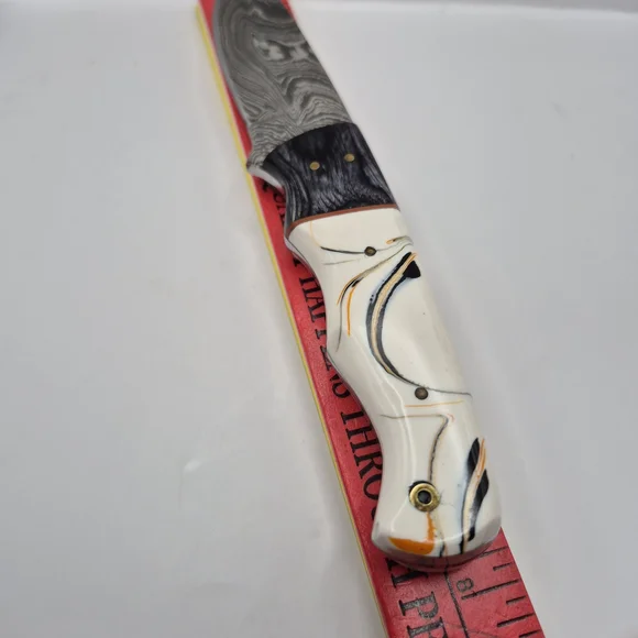 NEW!!! Damascus Steel Knife with Artistic Handle and Leather Sheath - Picture 10 of 11